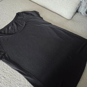 Alternative: LOFT Black Short Sleeve Basic Tee Minimalist Top M